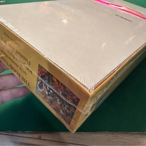 300 piece squirrel puzzle - Picture 2 of 5